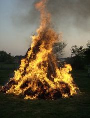 Osterfeuer-2011_1036