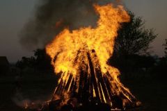 Osterfeuer-2011_1038