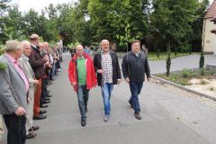 Fahnenwegbringen-2013_115