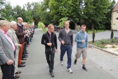 Fahnenwegbringen-2013_116