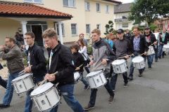 Fahnenwegbringen-2013_122