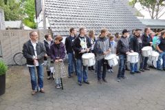 Fahnenwegbringen-2013_183