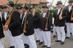 Schuetzenfestsonntagmorgen_2013_111