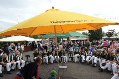 Schuetzenfestsonntagmorgen_2013_120