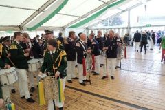 Schuetzenfestsonntagmorgen_2013_132