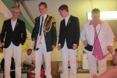 Schuetzenfestsonntagmorgen_2013_206