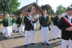 Schuetzenfestsonntagmorgen_2013_106