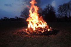 Osterfeuer-2013_11137