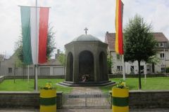 Dorf-und-Zeltschmuck_1140