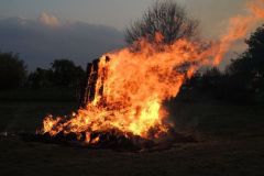 Osterfeuer-2014_157