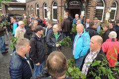 Fahnenwegbringen-2015_1113