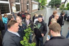 Fahnenwegbringen-2015_1114