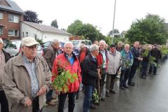 Fahnenwegbringen-2015_1118