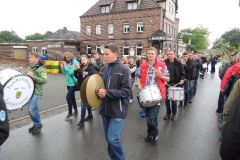 Fahnenwegbringen-2015_1122