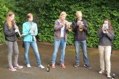 Fahnenwegbringen-2015_1219