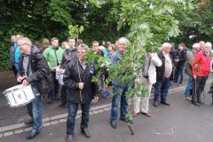 Fahnenwegbringen-2015_1238