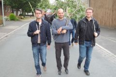 Fahnenwegbringen-2015_1243