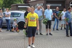 Fahnenwegbringen-2017_10108