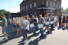 Fahnenwegbringen-2019_10115