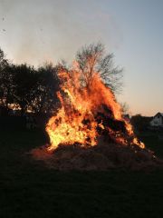 Osterfeuer-2019_10178